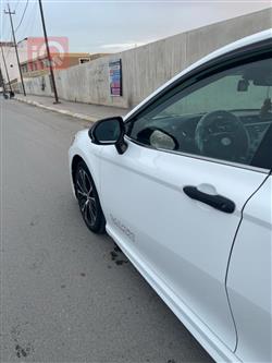 تۆیۆتا کامری